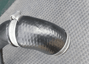 Rura 8D0145840S 3B0145834E Przewod Powietrza Kolanko Kruciec 1.9 TDI Audi A4 B5 B6 VW Passat B5 17