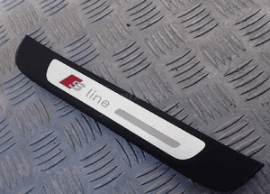 LISTWA PROGOWA AUDI A6 C7 TYŁ 4G0853376 1