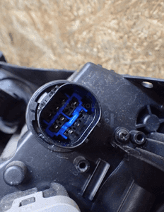 LAMPA PRZÓD PRAWA HYUNDAI IONIQ XENON J06R000312 5