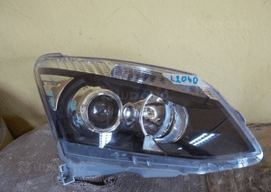 Lampa przód prawa isuzu d max 12- 4