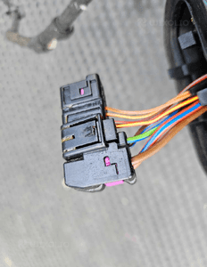 Instalacja 8E1971029F Wiazka Drzwi Kostki Przednia Przod Prawa Europa AUDI A4 B6 5