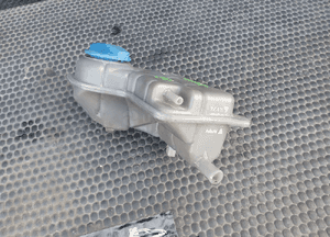 Zbiorniczek 8E0121403 8E0121321 Zbiornik Wyrównawczy Płynu Chłodzacego Korek Czujnik AUDI A4 B6 B7 A6 24
