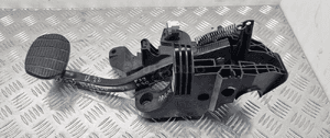 Bmw F39 F40 pedał hamulca sprzęgła 6856600 3