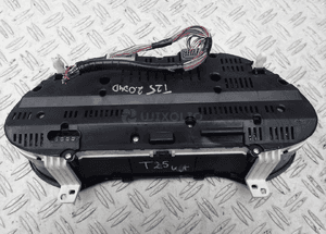Licznik Toyota Avinsis 2,0 T25 D4D 3
