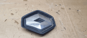 Znaczek emblemat logo Renault Laguna III 62850003R 2
