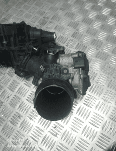 BMW F10 F15 F25 Kolektor ssący 7807991 7506406 8