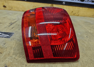 Lampa Lampy Tyl Tylna Prawa Lewa na w Blotnik AUDI A4 B7 Kombi Avant 29