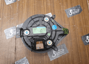 Wentylator Dmuchawa 8E1820021 A B E Nawiewu Nagrzewnicy VALEO EU AUDI A4 B6 B7 2