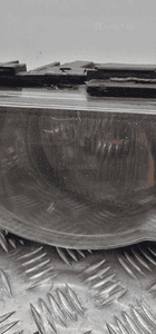 Bmw E83 lampa lewa przód 8386291 km 4