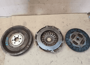 Sprzęgło tarcza docisk Audi A3 8P 1.6 FSI R030105271D 5