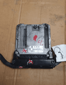 } VW KOMPUTER STEROWNIK 03L907309 0281015029 1
