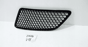 KRATKA BŁOTNIKA PRAWY PRZÓD MERCEDES AMG W190 3