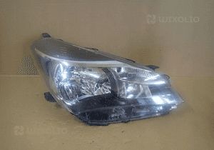 LAMPA PRAWA REFLEKTOR TOYOTA YARIS 3 III LIFT 14- 1
