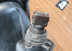 Obudowa Podstawa Filtra Oleju BMW 1 2 5 E87 E90 E81 E91 E60 2.0 D N 47 70346292 9