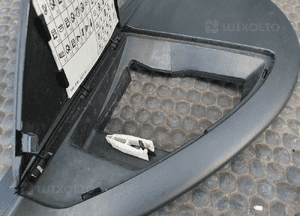 Osłona Tapicerka Progu Słupka Bagażnika Jasna Zaślepka Konsola VW Golf IV 4 3D 3 Drzwi 31