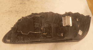 Przod przednia lampa prawa volvo V50 S40 4