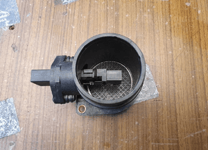 Przeplywka 06A906461A LM1008 Przeplywomierz Czujnik Powietrza 1.6 1.8 Audi VW Skoda Seat 9