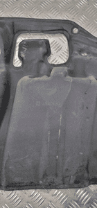 Mercedes W177 wygłuszenie błotnika prawy tył A1776822500 3