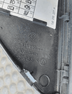 Osłona Tapicerka Progu Słupka Bagażnika Jasna Zaślepka Konsola VW Golf IV 4 3D 3 Drzwi 30