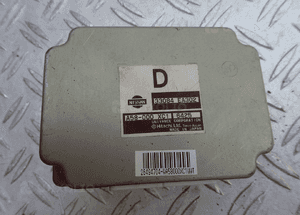 Sterownik moduł napędu navara D40 33084EA302 radom