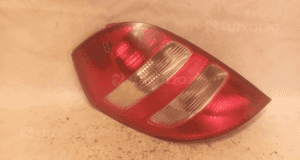 Lampa tylna lewa tył lewo mercedes a klasa 1