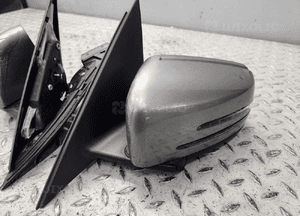 MERCEDES W204 LIFT LUSTERKO PRAWE 13PIN 792 EUROPA 2