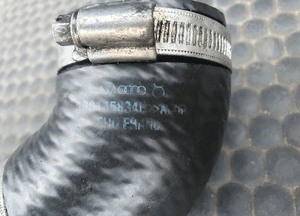 Rura 8D0145840S 3B0145834E Przewod Powietrza Kolanko Kruciec 1.9 TDI Audi A4 B5 B6 VW Passat B5 13