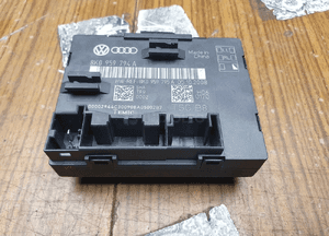 Komputer 8K0959793 C A H D 8K0959792 C A H D 8K0959795 A C 8K0959794 A Sterownik Modul Szyb Szyby Drzwi Audi A4 B8 A5 8T 29