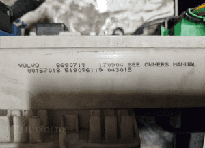 Volvo S40 II V50 moduł BSI sterownik skrzynka bezpieczników 8690719 8