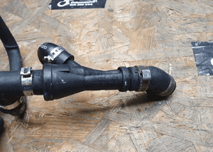 Przewod Serwo Ezektor Rurka Kolanko 2.5 2.8 V6 Audi A6 C5 Europa 6