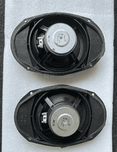 PAJERO v90 głośniki JBL głośniki para 40W 3