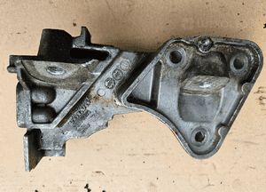 Volvo S40 V50 2.4 20V łapa silnika B5244S 08670393 1