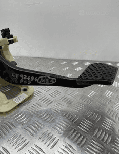 Bmw X3 F25 pedał hamulca 6793494 2