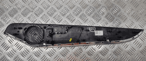 Mercedes W205 listwa drzwi lewa przód przednia A2057203713 9