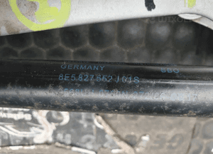 Zawias Zawiasy Klapy Tyl Tylnej Bagaznika Silownik Klapa LY7W Audi A4 B6 B7 Sedan 21