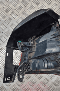 Bmw F20 F21 lampa lewa tył tylna w błotnik 7359017 10
