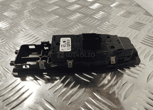 Bmw F21 F22 F32 F82 panel szyb lewy przedni 9362126 7