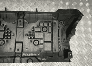 Mercedes W206 osłona płyta pod silnik A2065203100 8