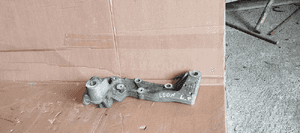 Wspornik wahacza lewy przód przedni Seat Leon II 1K0199295E 2