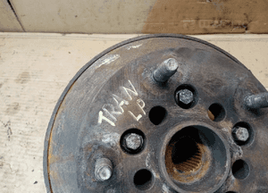 Zwrotnica piasta lewy przód Ford Transit MK7 2.2 TDCI 9