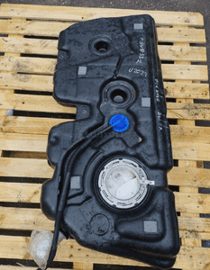 Bmw X1 F48 zbiornik paliwa 7348331 5