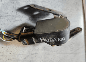 Nissan Murano I Z50 czujnik poziomowania lamp prawy lewy 1