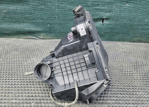 Obudowa Filtra 8K0133835B 8K0133837B 8K0133843D Powietrza Pokrywa Filtr Oslona 2.7 3.0 TDI Audi A4 B8 A5 Q5 13