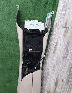 TUNEL ŚRODKOWY BMW 5 G30 G31 3