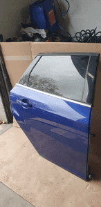 Drzwi prawy tył tylne prawe Ford Focus MK3 LIFT HF Kombi Kompletne 2