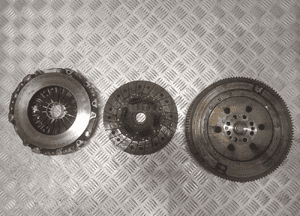 Bmw 2.0 d N47 D20 GS6X45DZ sprzęgło docisk dwumasa 7577058 5