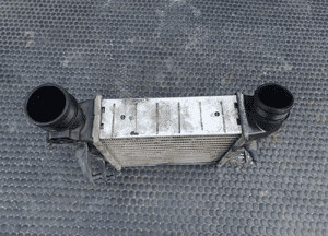 Intercooler 8E0145805AA Chłodnica Powietrza Lewy Lewa 2.0 TDI AUDI A4 B7 12
