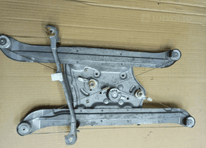 Mitsubishi Grandis podnośnik mechanizm szyby przód przedniej prawy lewy 1