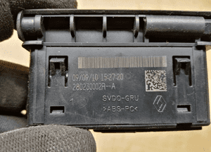 Czytnik gniazdo port AUX USB Renault Clio III 280230002R 6
