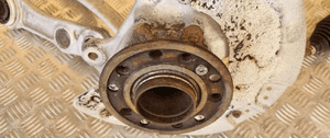 Mercedes W213 zwrotnica prawy prawa przód przednia A2133324800 3